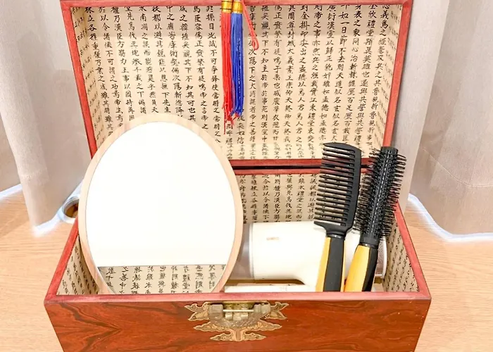 5 Min Walk From Jongno 3-ga Station, Seoul, Darang